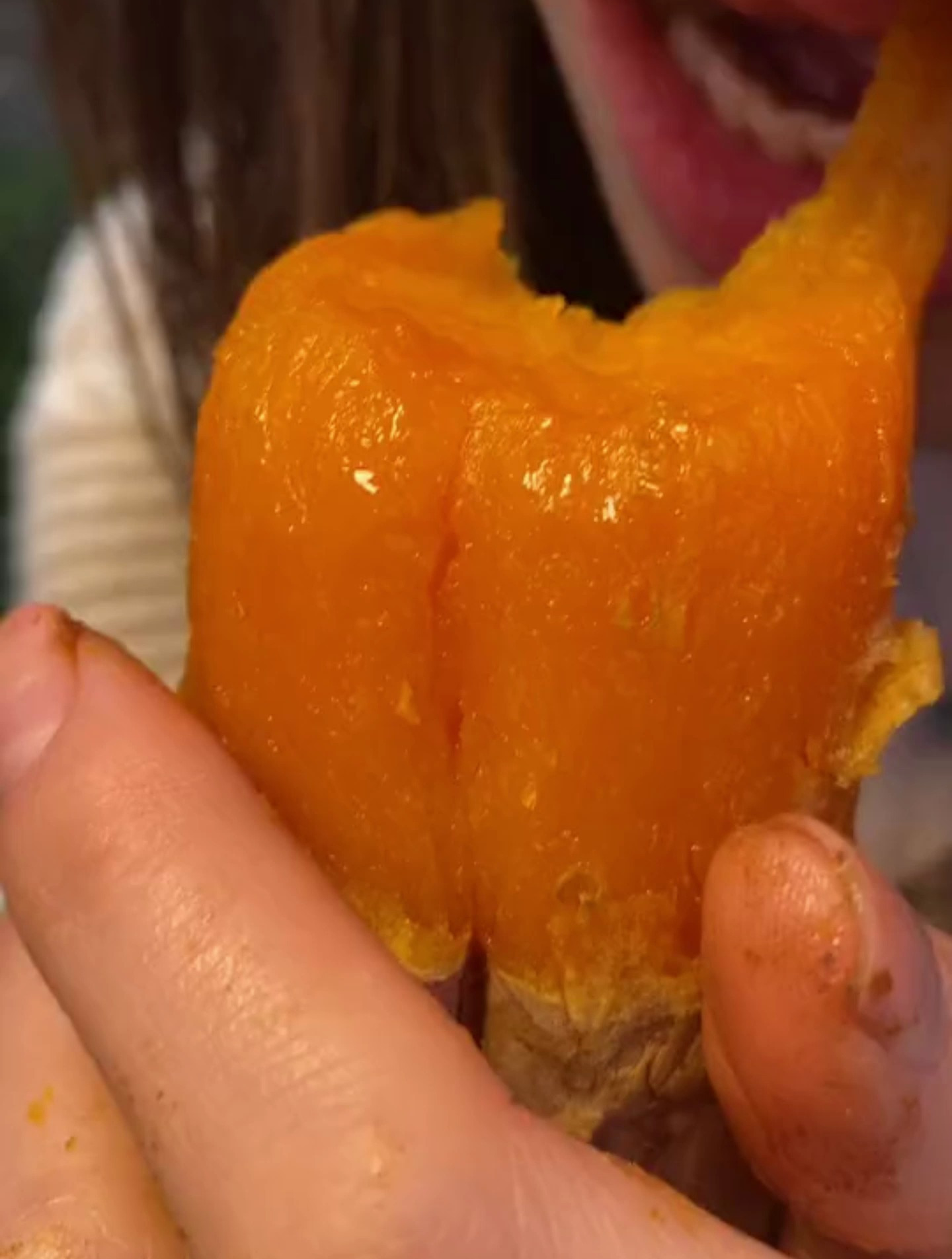 秋天不和爱的人一起烤红薯吗烟薯25烤地瓜