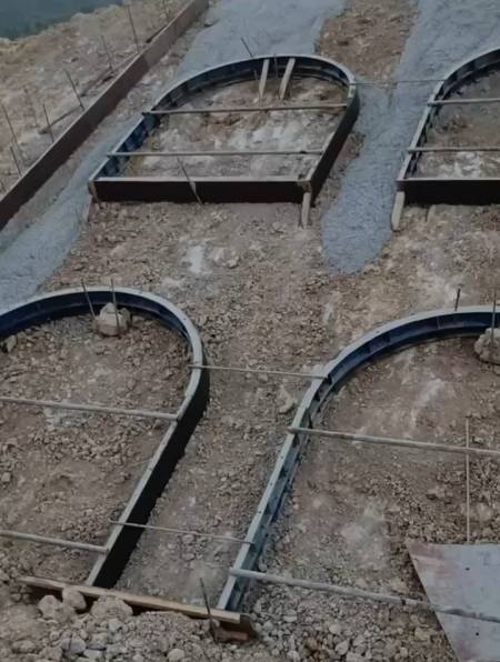 拱形护坡现浇钢模具拱形骨架护坡模具拱型护坡模具现浇拱形护坡-度小