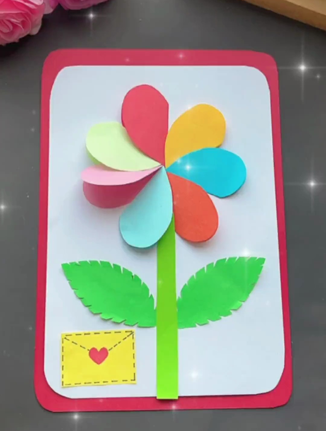 幼儿园小朋友都能完成女神节七色花贺卡,简单又好看!-度小视
