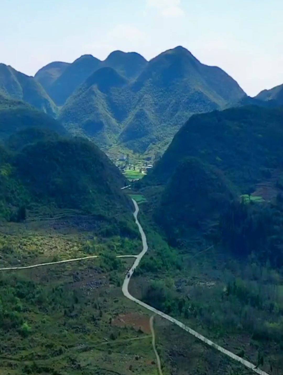 贵州大山里的风景图片