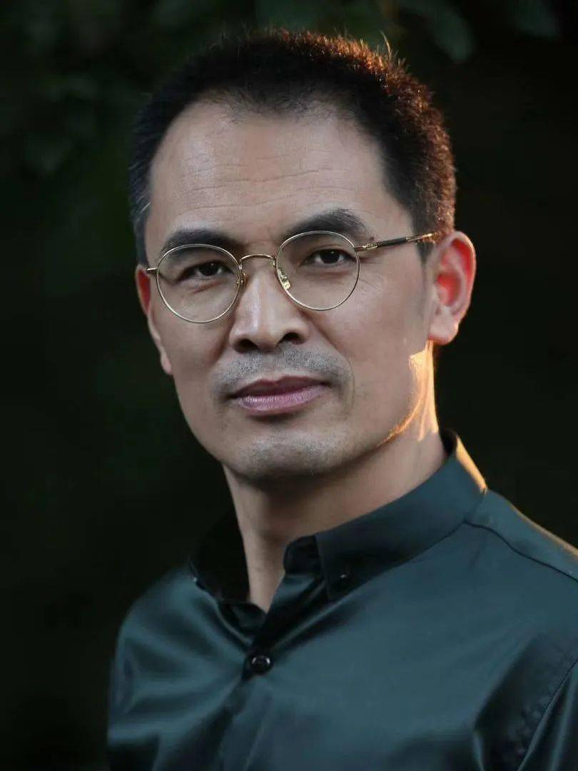 郭继承:连旧衣服都舍不得扔的人,往往会有1种命运,很准