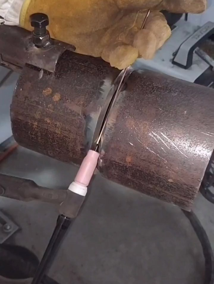 氩弧焊管道打底操作手法!