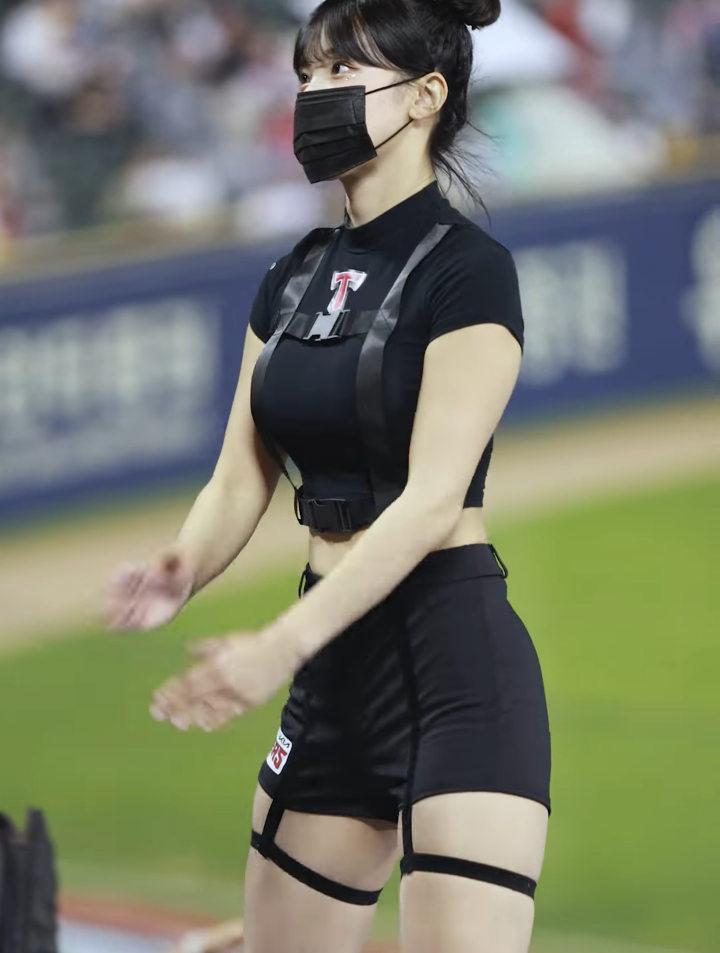 多惠韩国啦啦队图片