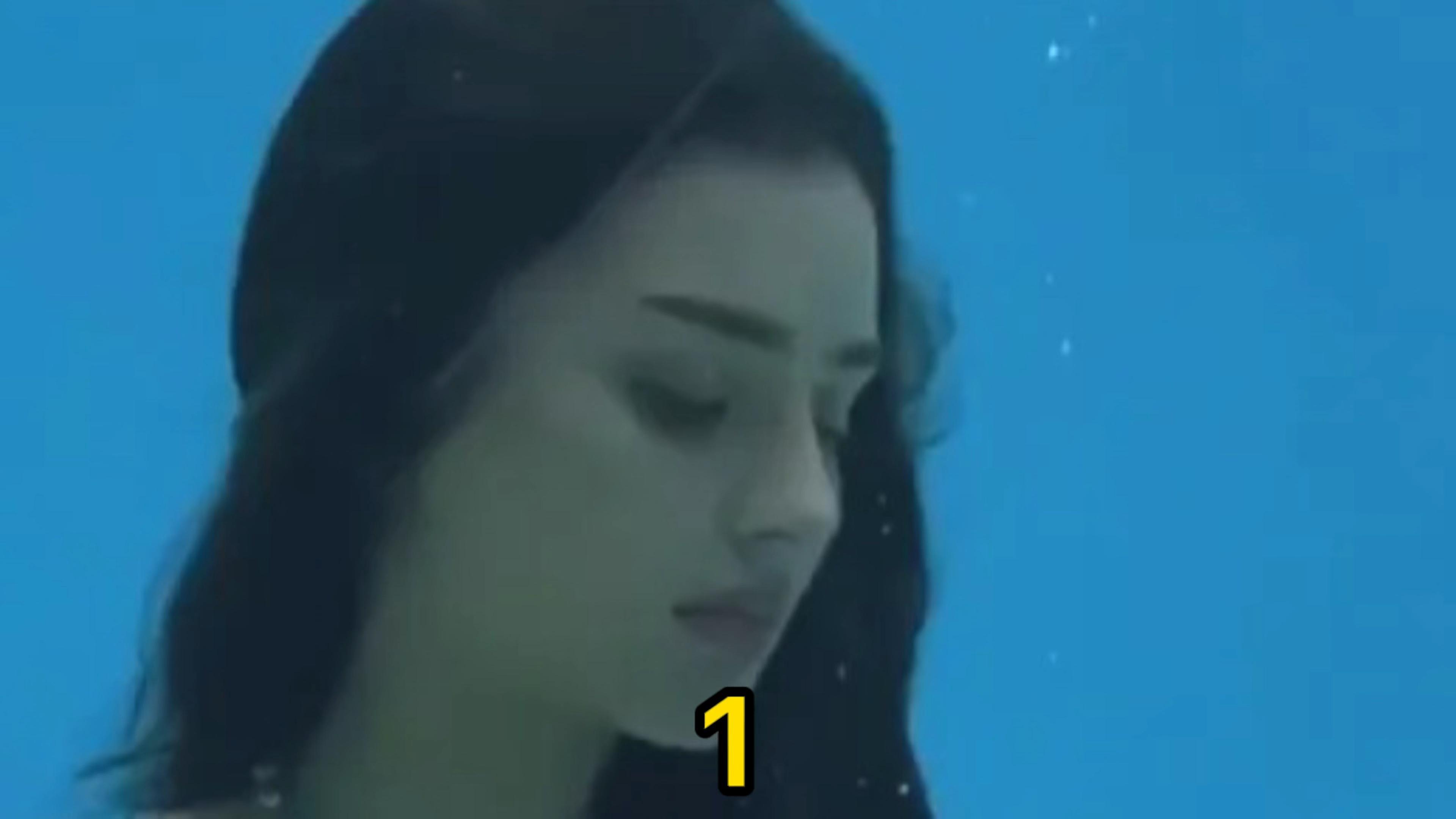 第一集 小女孩意外来到海底,竟变成了美人鱼