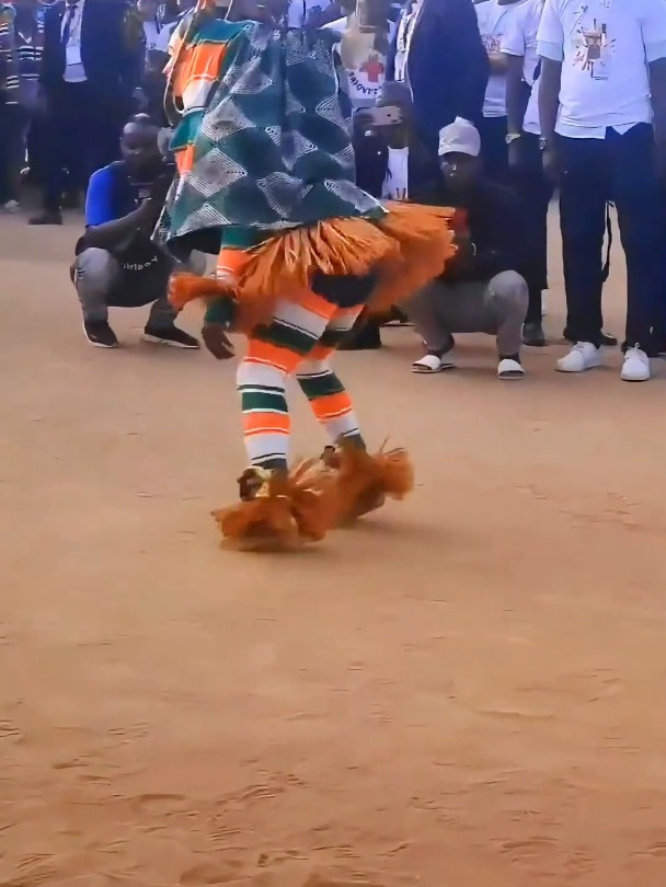 非洲烫脚舞魅力十足