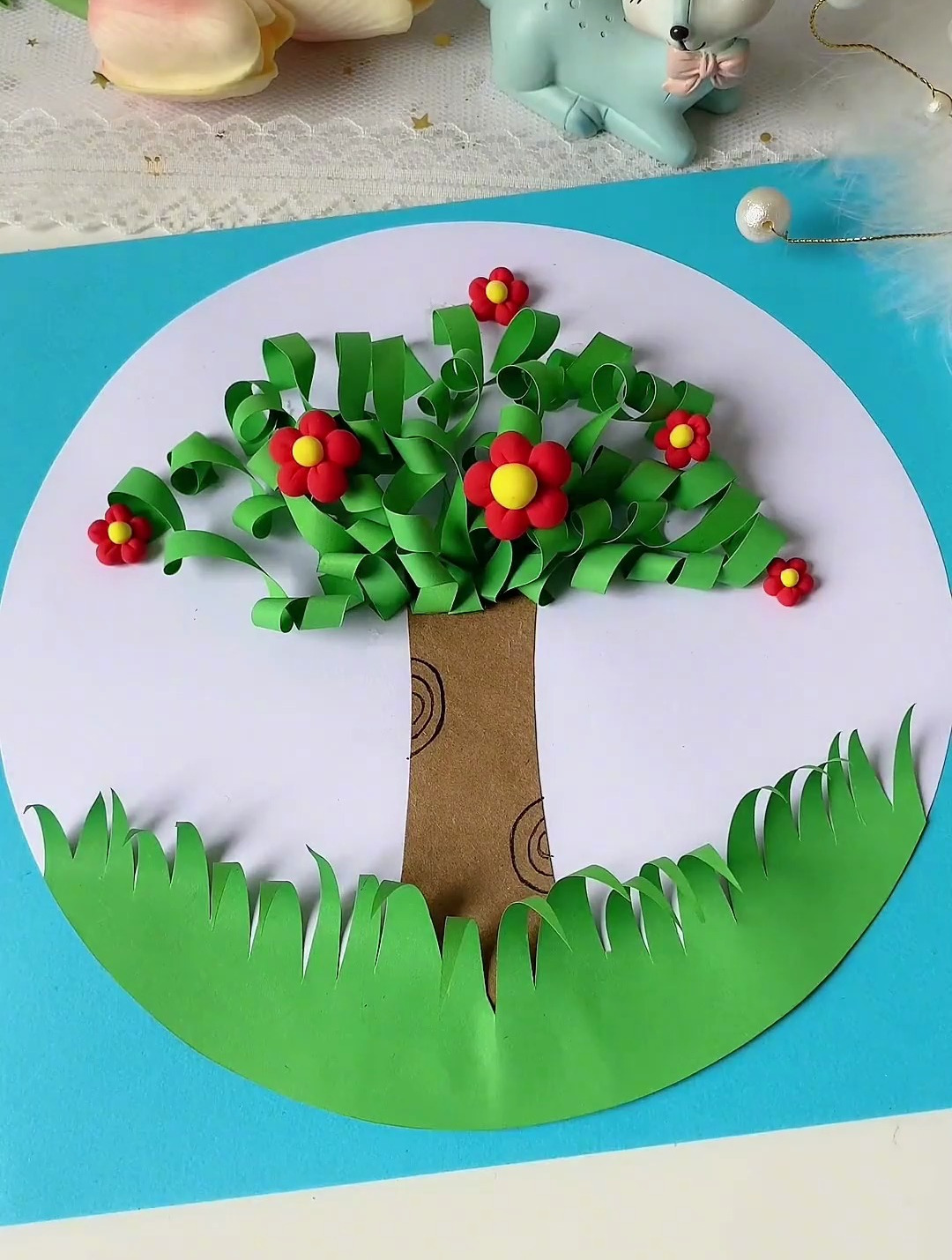 手工 春天要到了,用纸条做的大树贴画,简单又好看-度小视