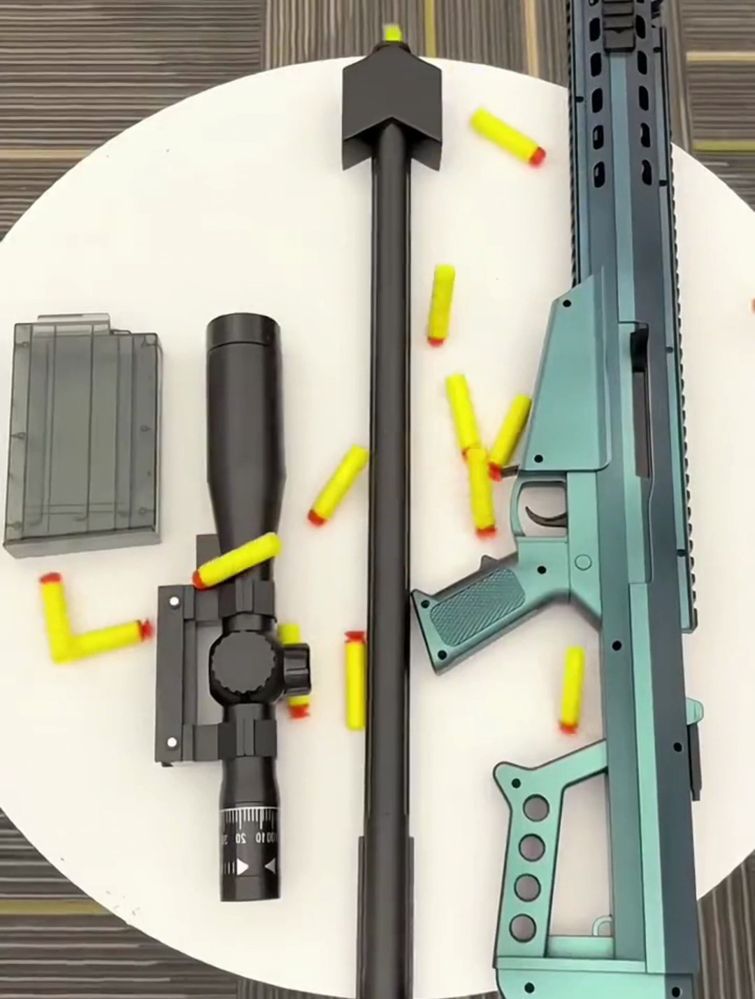 巴雷特抛壳玩具枪,海绵软弹零伤害,可以重复使用确实是挺炫酷的