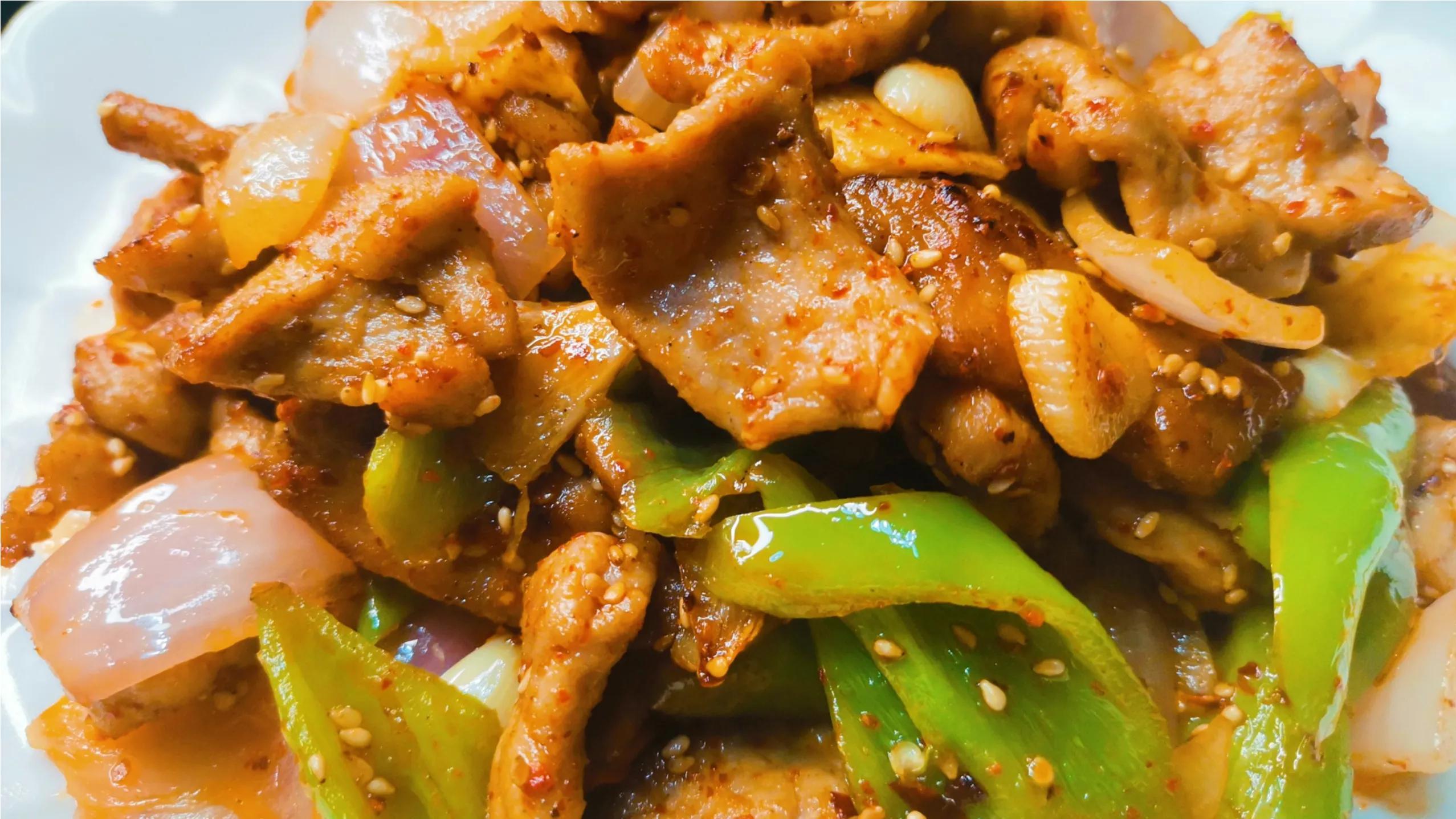 孜然炒肉,大厨教你好吃做法,加上这几种调料,比夜市烤肉还好吃