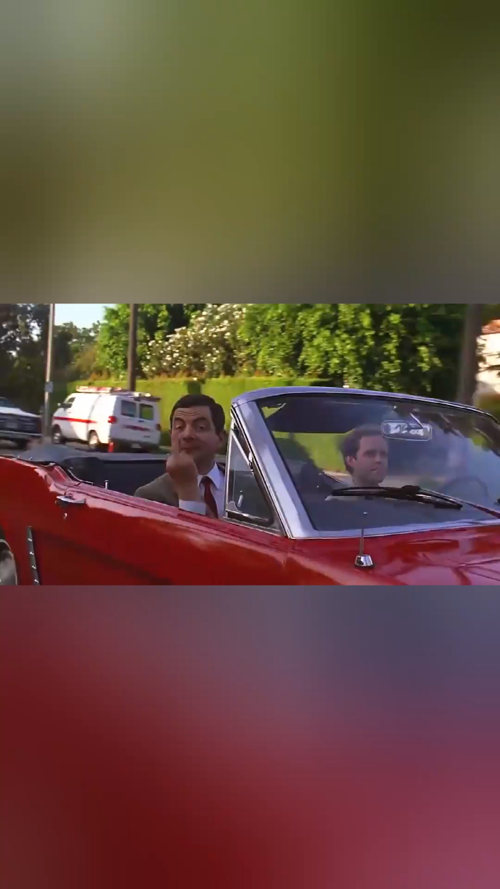 憨豆竖中指,简直自讨苦吃