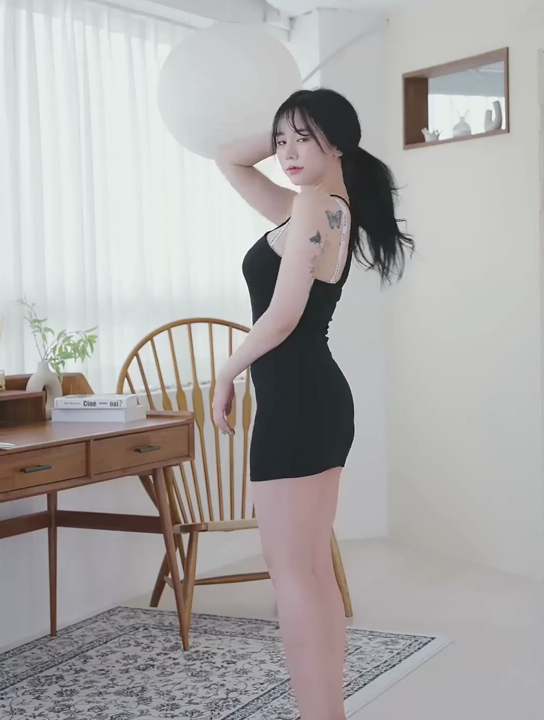 韩国美女模特judy no bra lookbook