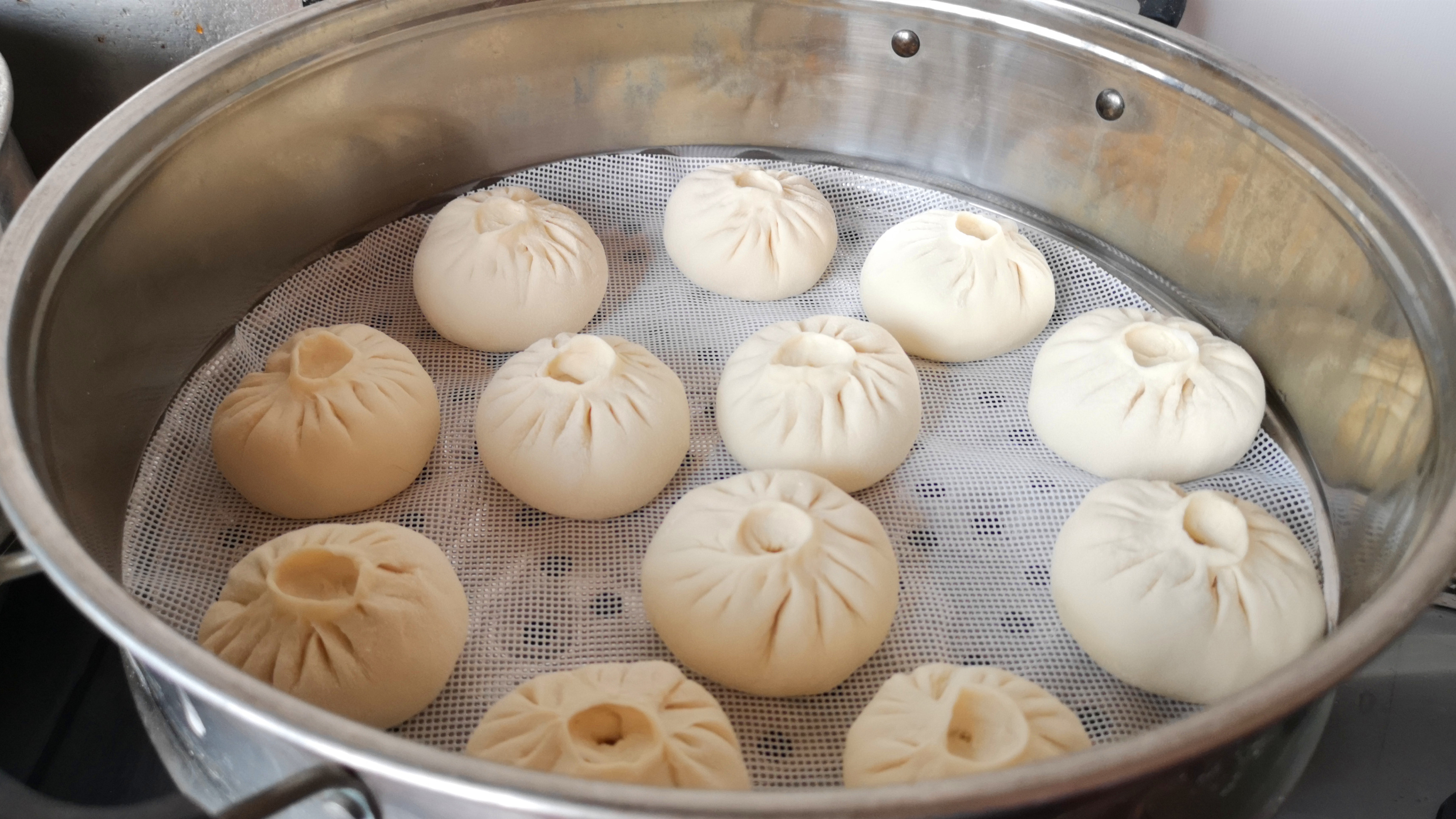 新手蒸包子,记住不要直接上锅蒸,做法诀窍告诉你,松软又好吃