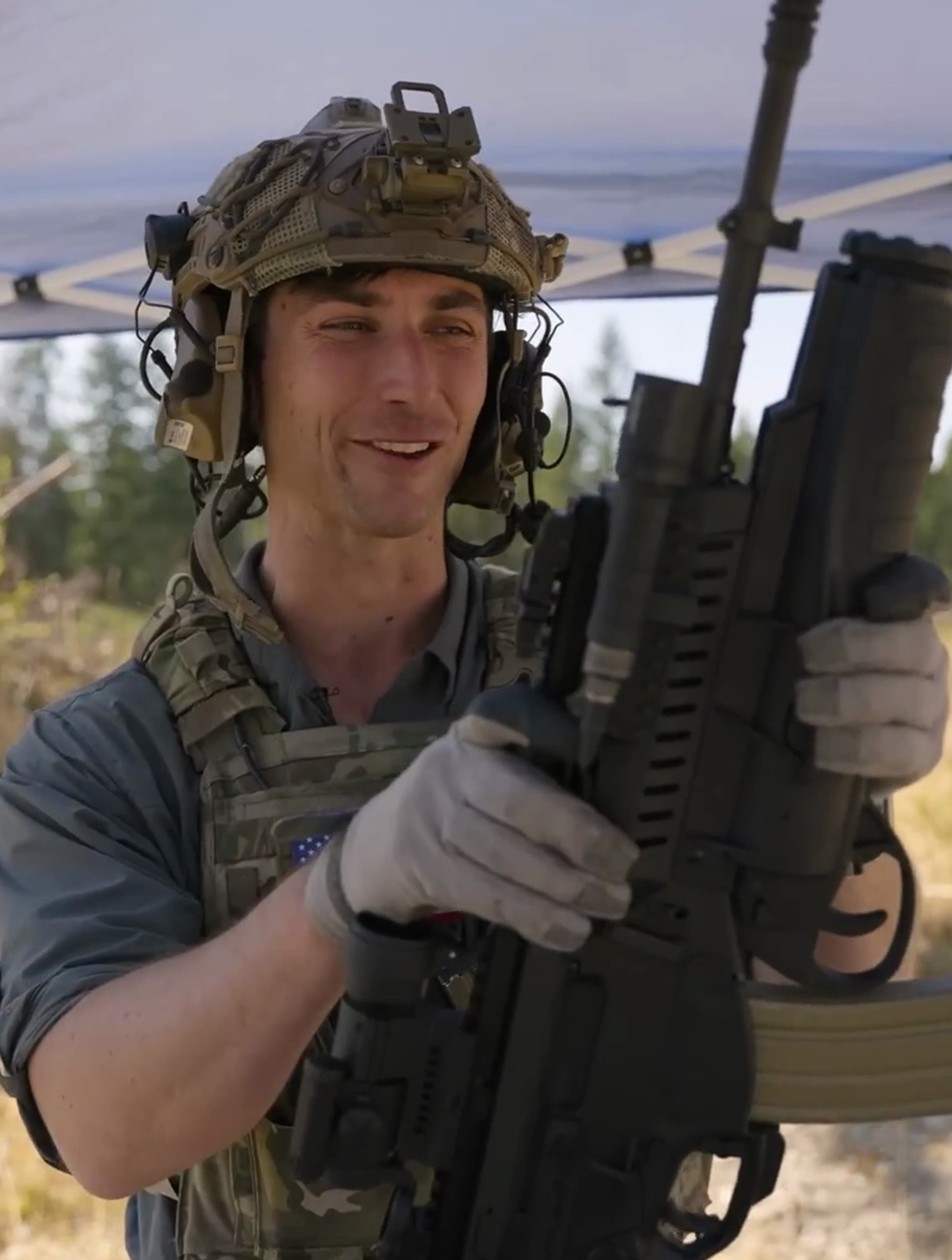 伯莱塔arx-160步枪,近现代武器,模块化组合双板机操作