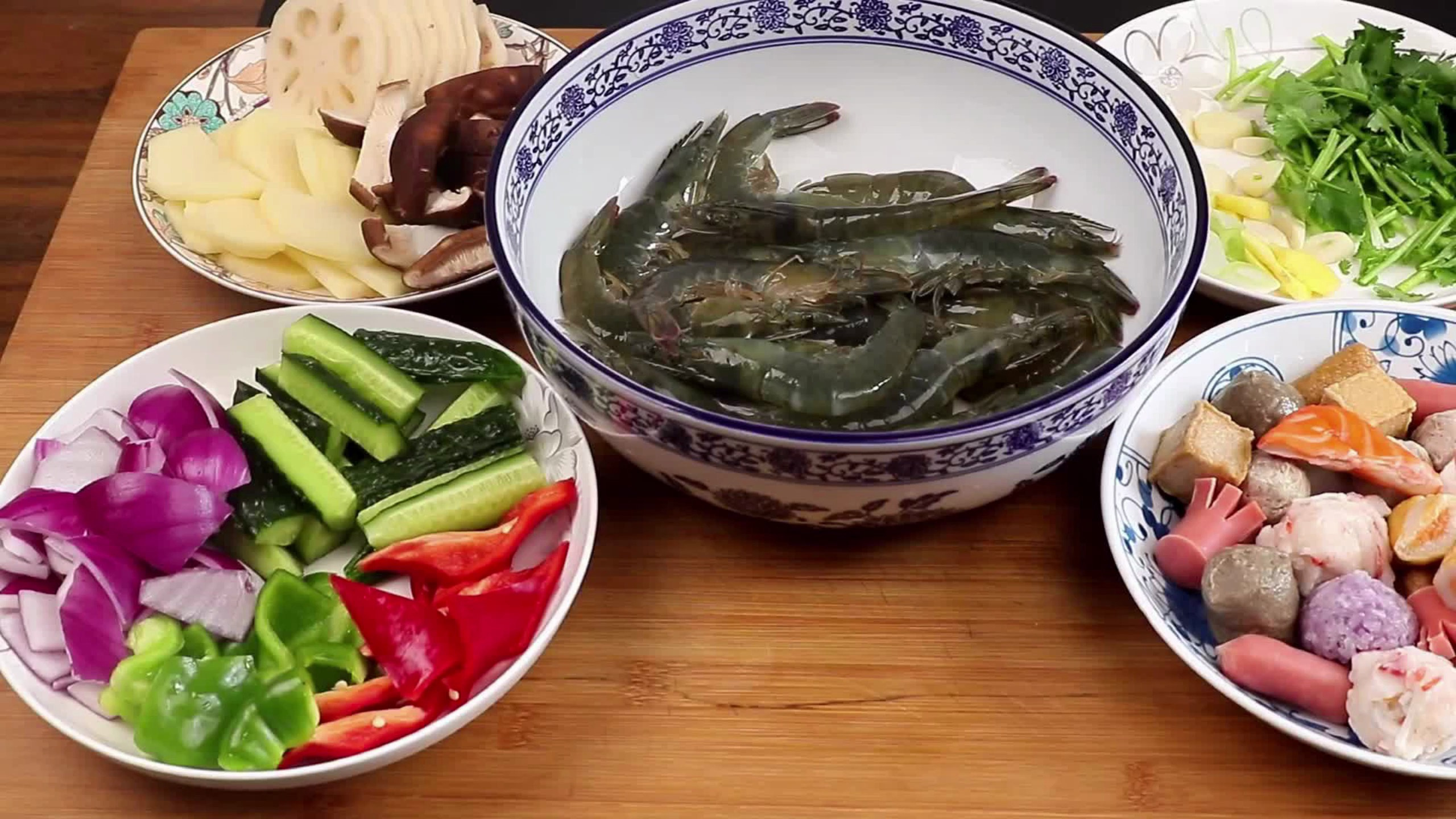 麻辣香锅好吃有窍门,教你懒人做法,麻辣鲜香,开胃解馋