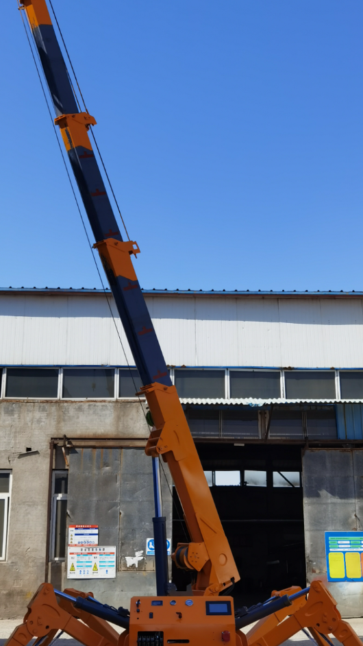 3吨蜘蛛吊车操作视频稳定平稳-度小视