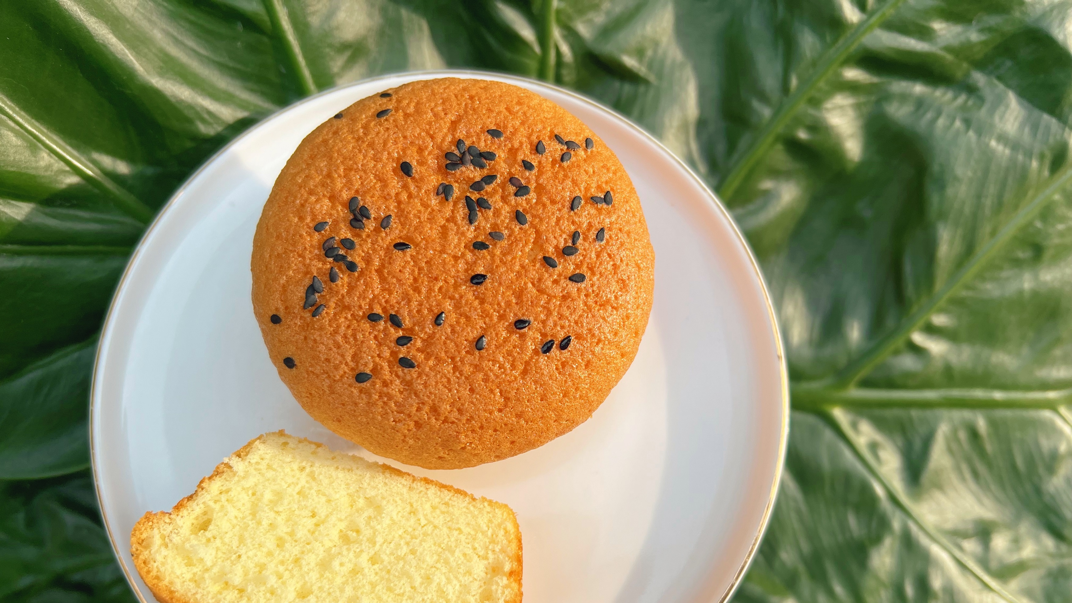 还原小时候的美食,老式脆皮蛋糕,每次都要排队买