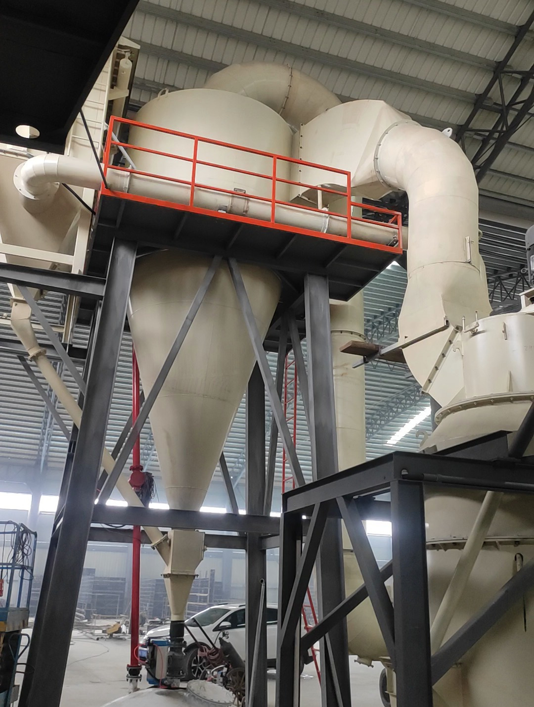 桂林矿机雷蒙磨gk1700摆式磨粉机-度小视