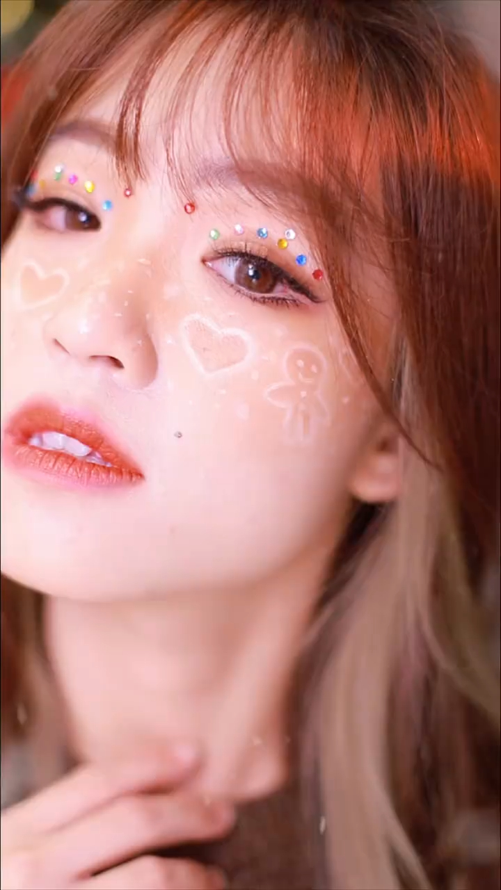 可爱姜饼人圣诞妆 圣诞创意妆