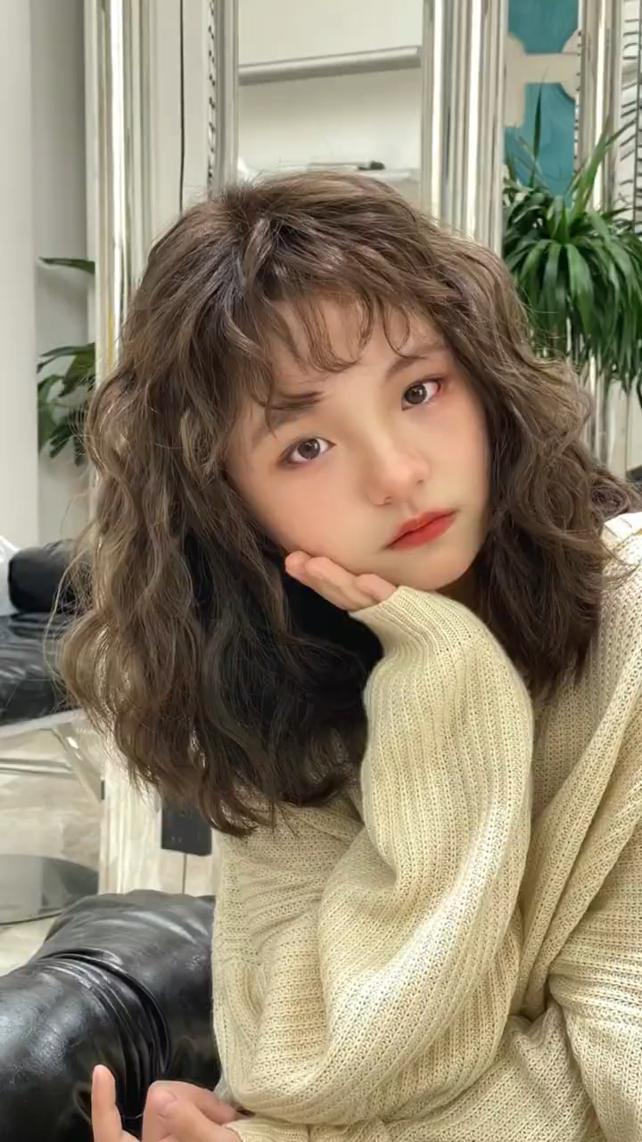 法式羊毛卷发,修饰脸型,减龄,非常温柔