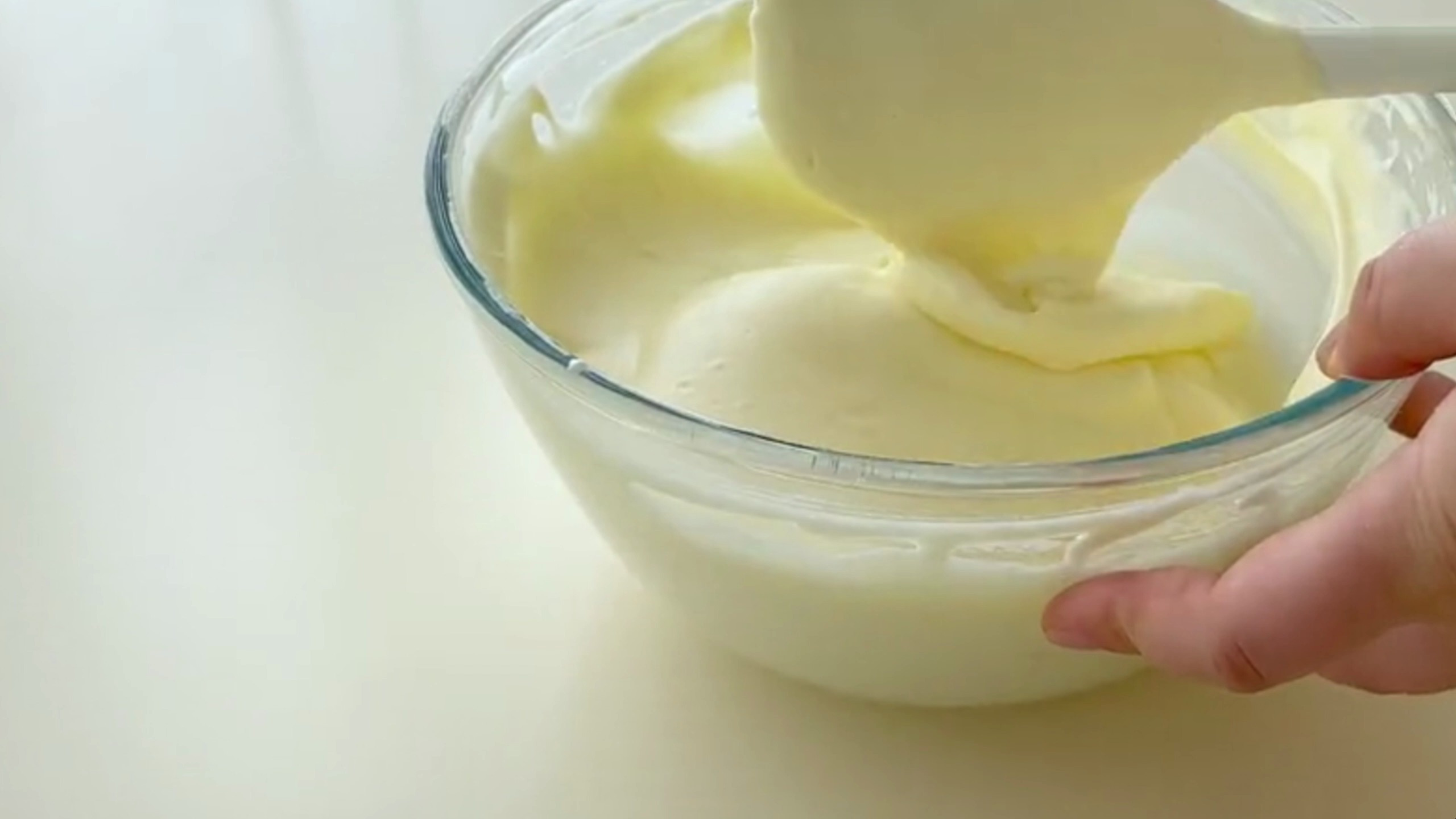 美味爆浆榴莲蛋糕,榴莲爱好者行动起来