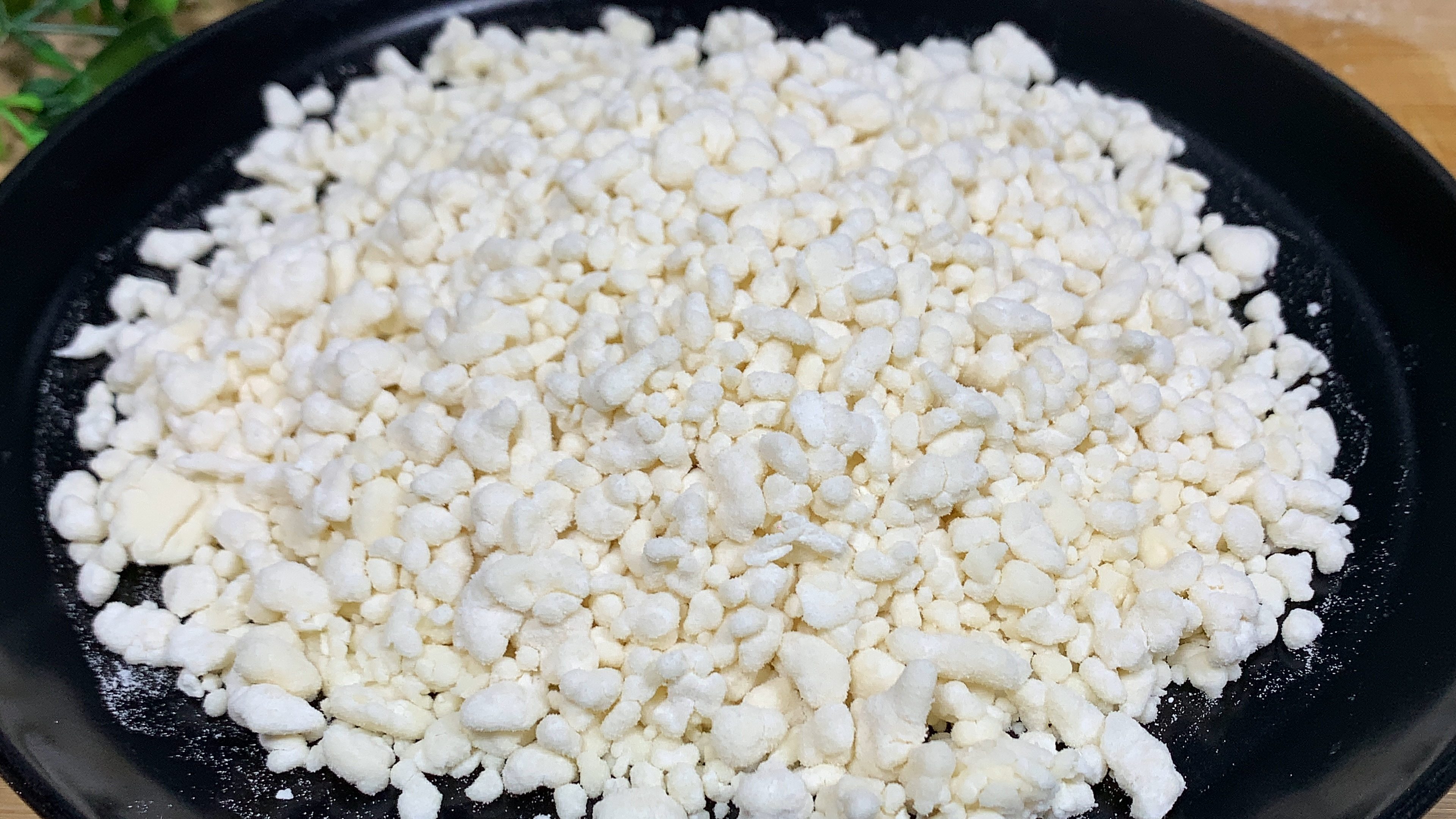 疙瘩汤好喝，很多朋友不会做疙瘩，分享制作技巧，保证个个圆溜溜