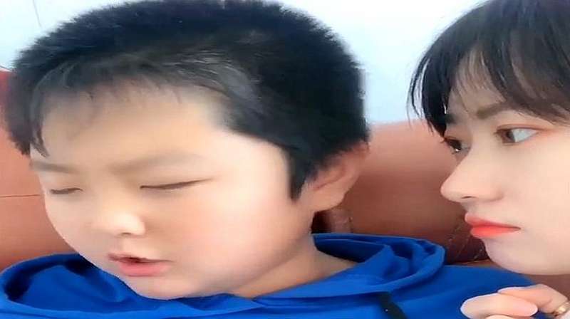 当姐姐亲弟弟，姐姐以为反应和弟弟实际反应，不愧是亲姐弟太逗了,母婴育儿,萌宝,好看视频