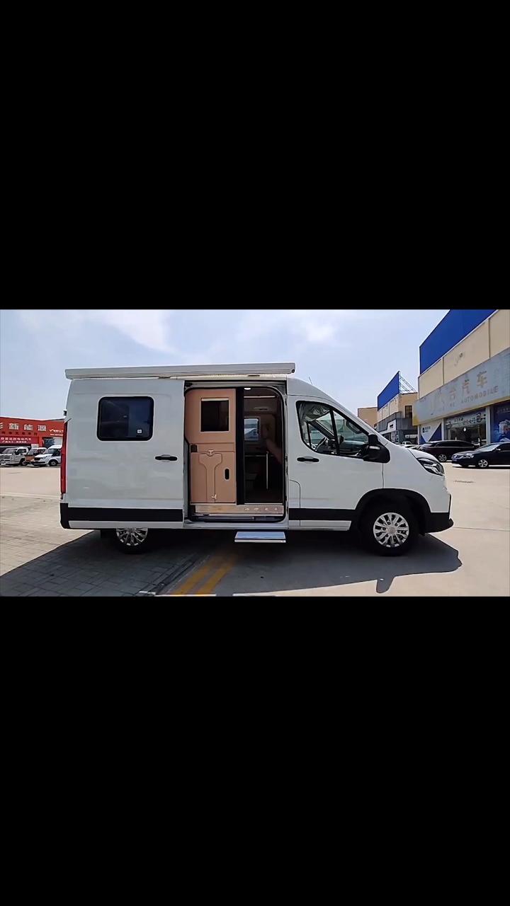 大通v90改装房车,空间大还配全套生活设施!-度小视