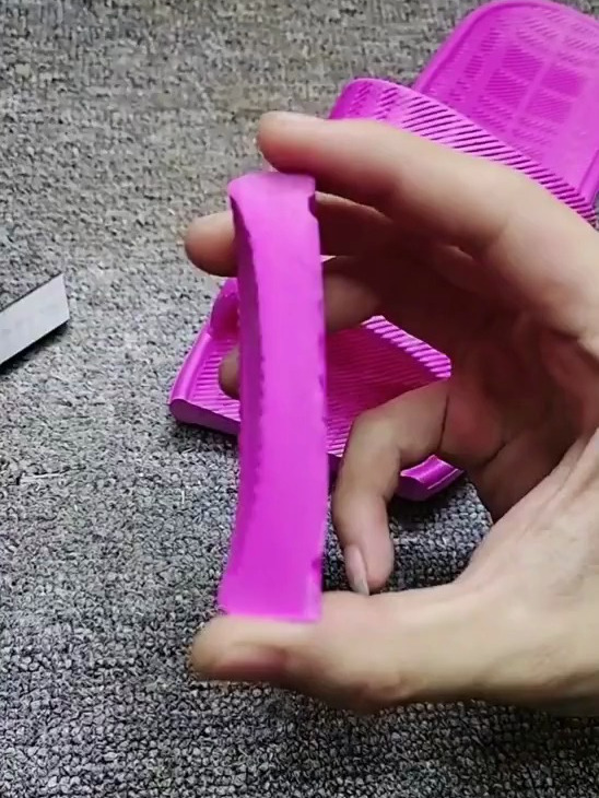 浙江研发"魔鬼万相胶"火了,五金,玻璃,钢材都能粘,好用不贵