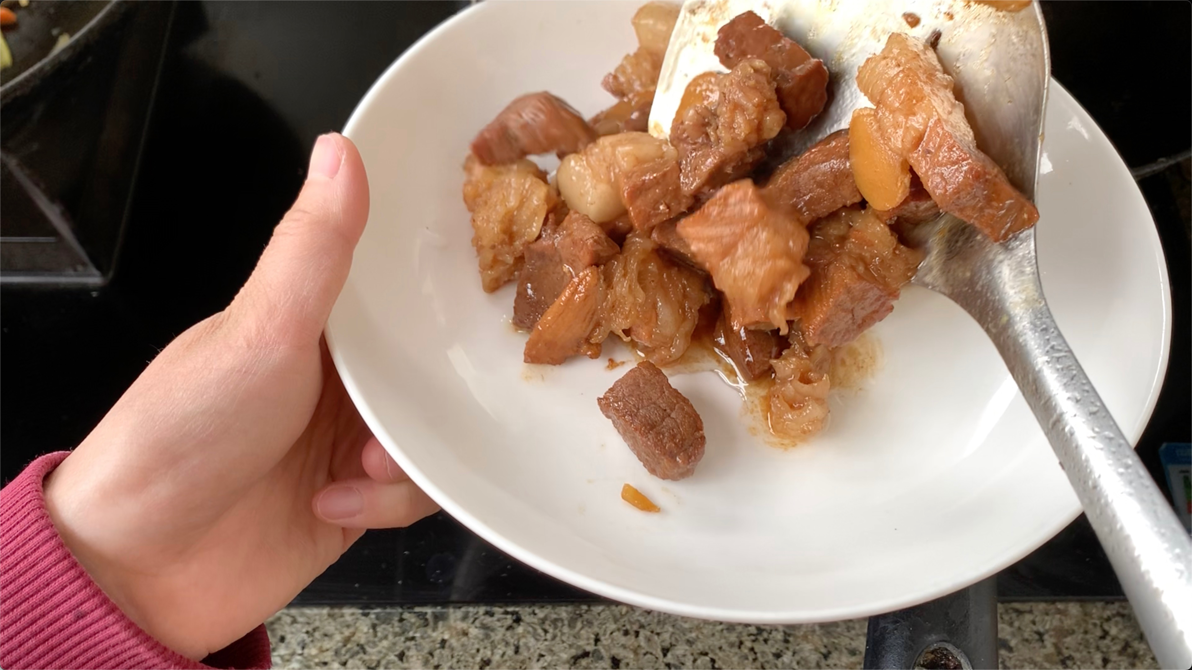 猪肉便宜了,厨师教我的地道农家炖肉,一锅香喷喷的炖肉太下饭了