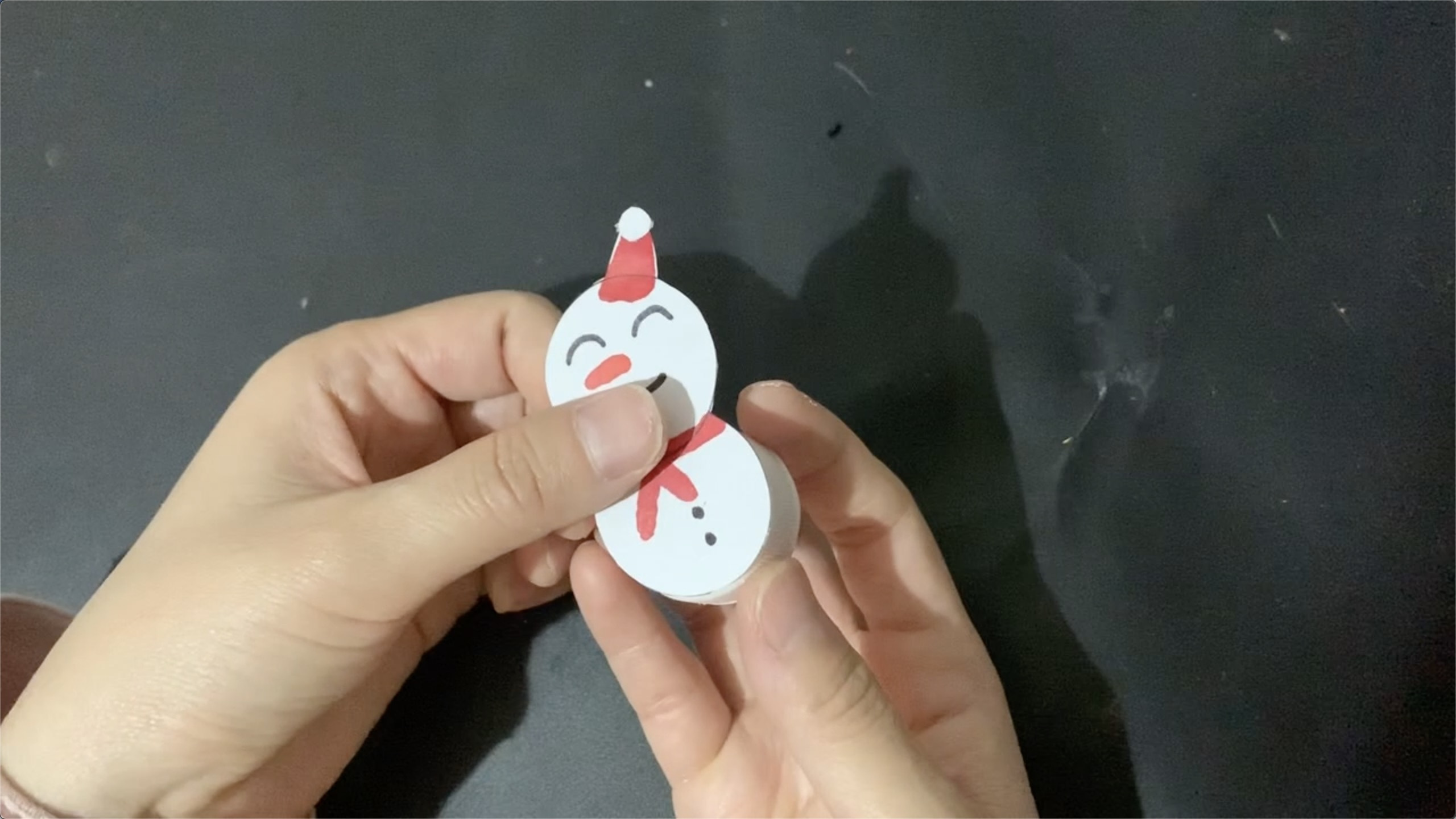 圣诞节快到了,教你做个可爱的雪人不倒翁!左右摇摆不会倒哦