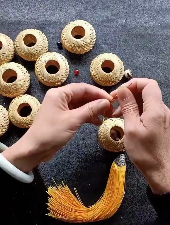 传统竹编蝈蝈笼教程2