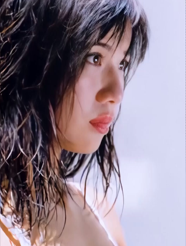 关秀媚,女神的湿身诱惑真是太心动了!-度小视