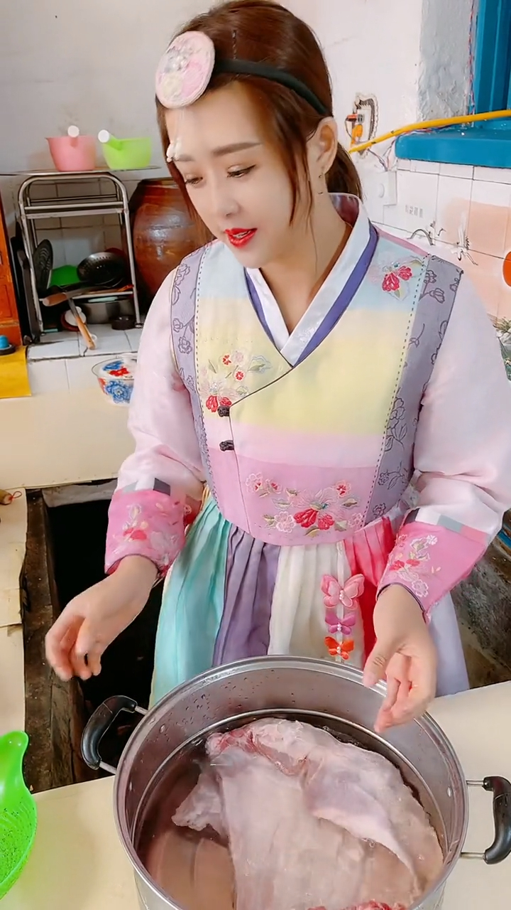 娶一个朝鲜媳妇这就是她做饭的样子你家有同款吗