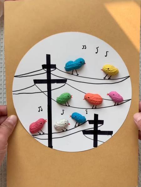 今天给大家分享如何用花生壳制作小鸟儿童手工画-度小视