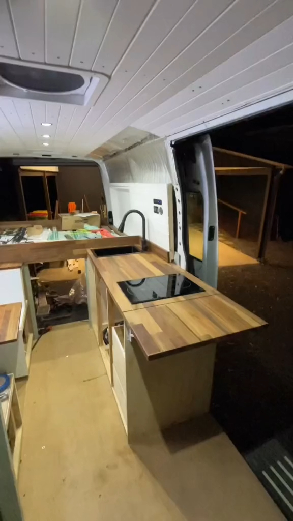 vanlife房车生活房车旅行房车改装房车