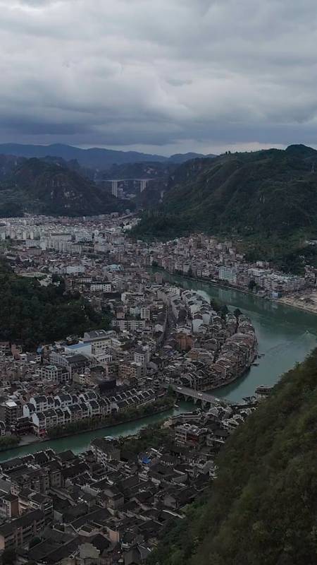 盘点魅力县城,很多人都觉得,一个人来息烽旅行是不会孤单的-度小视