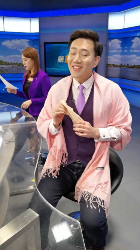 11万差点就被他打脸了,幸好我有绝招旋风三连踢67.44万我倒要