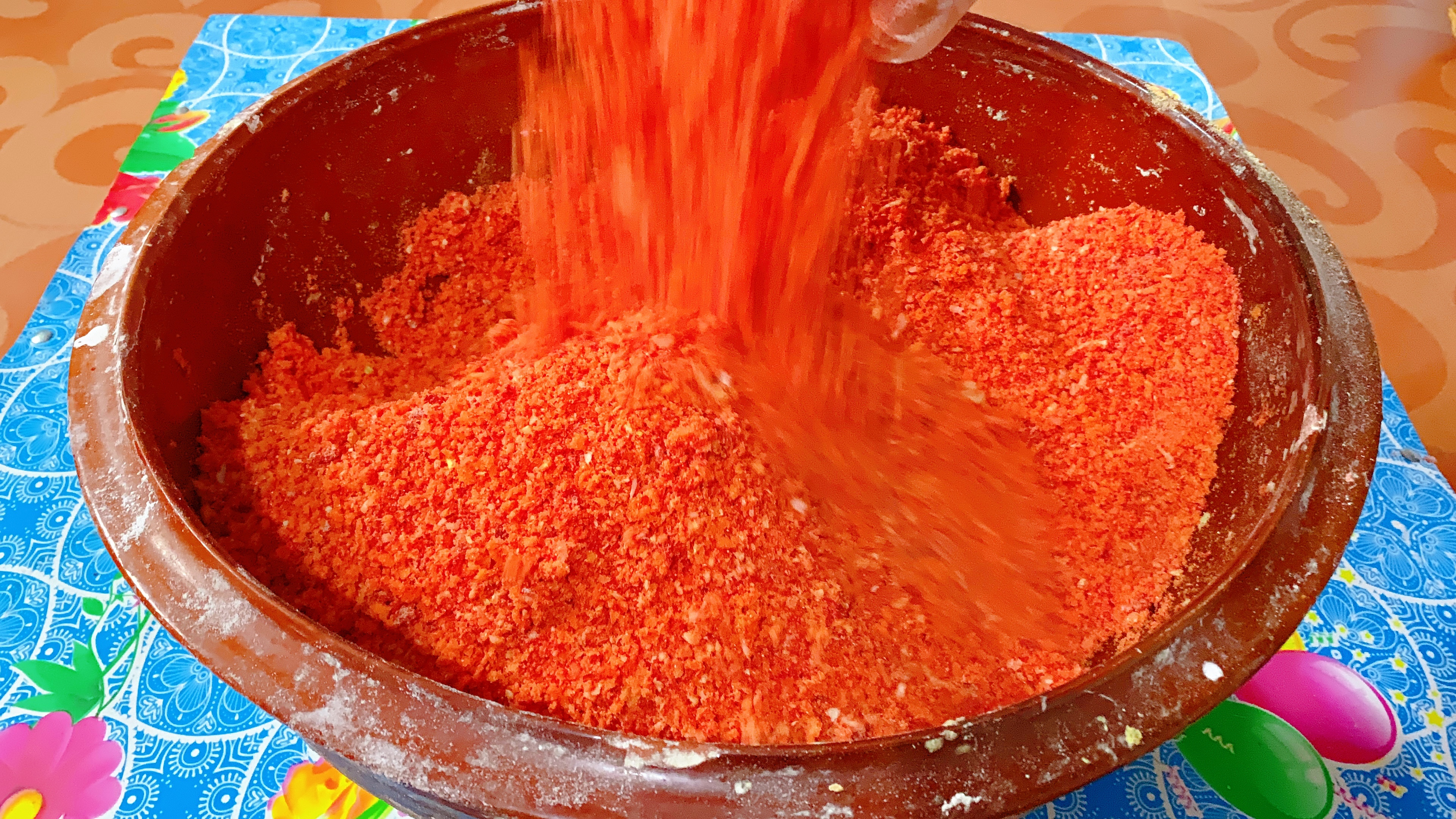 河北家乡传统美食“血饼子”,相信很多人没见过,传承了百年历史