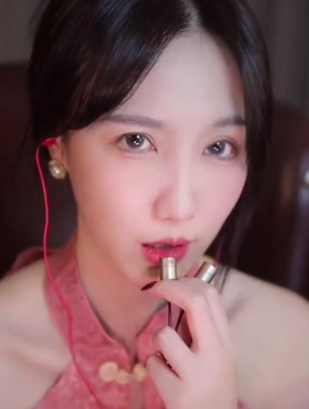 asmr︱贝拉-助眠 酥麻揉耳朵,敏感催眠发声