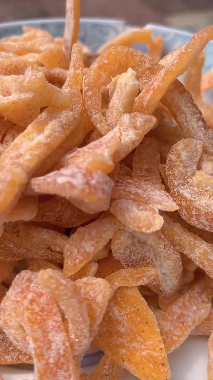 酸甜可口的盐津陈皮条,开胃好零食,小孩子脾胃好,一定多多吃起-度小视