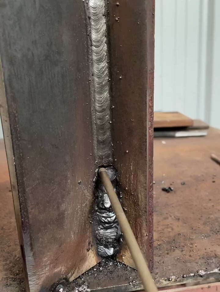 立角焊学会了,走哪里人都称大师傅