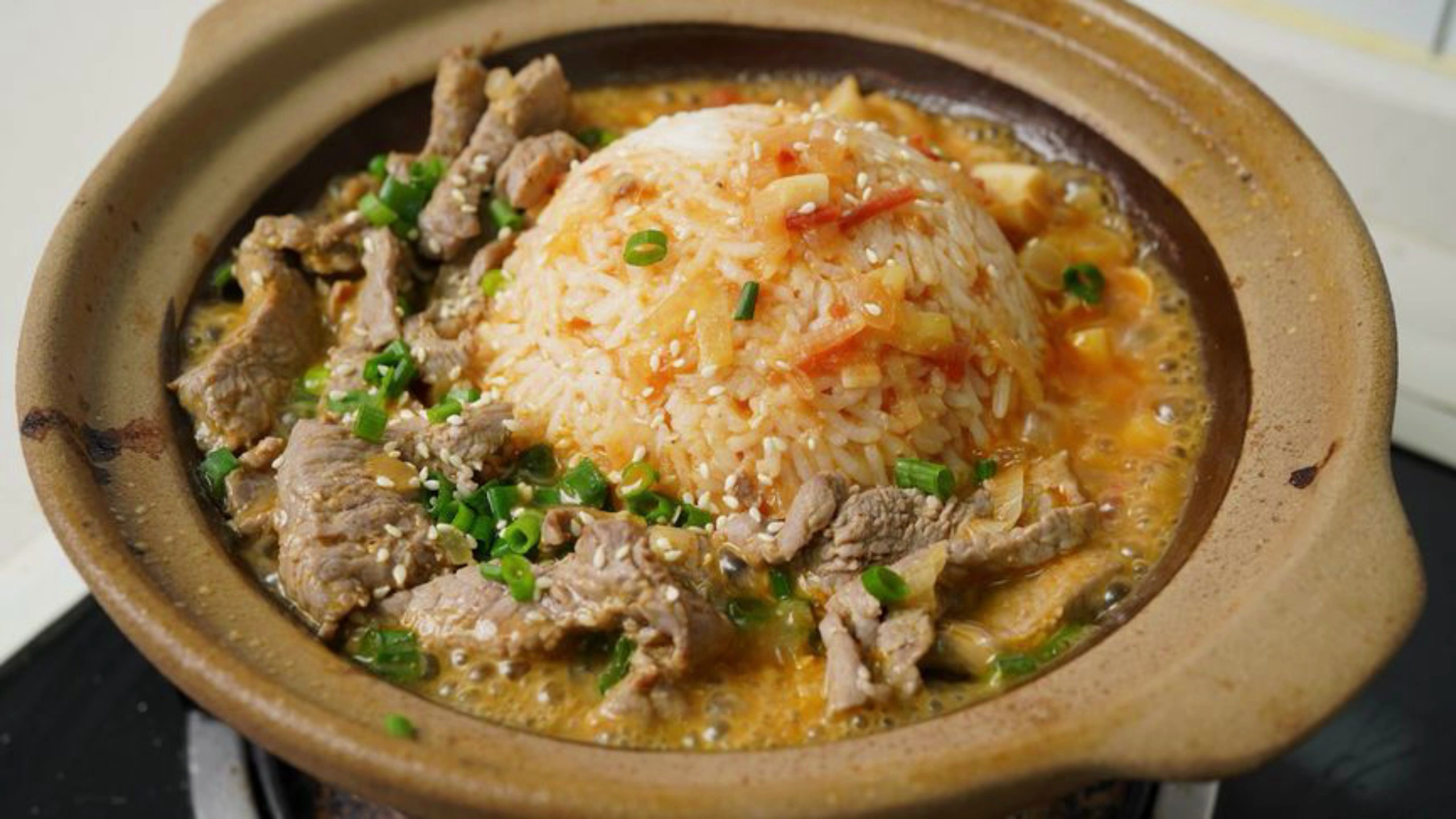 还有人爱吃汤泡饭吗?酸香清爽冬阴功牛肉汤饭