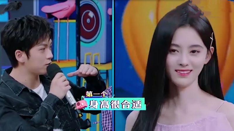 何炅说出鞠婧祎3个优点武艺是我喜欢的身高武艺耿直集锦