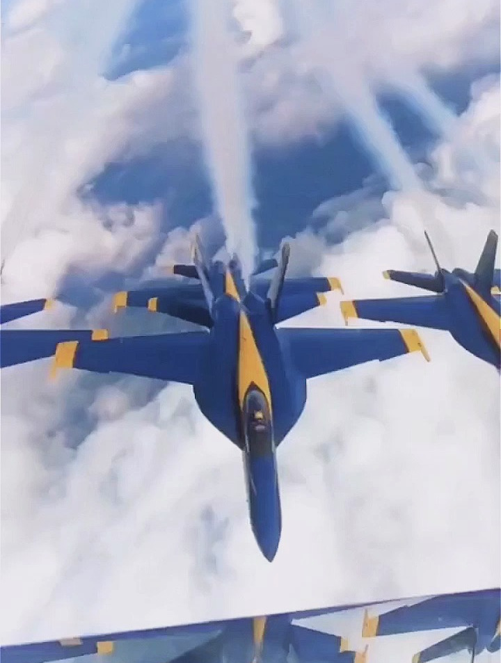 f18超级大黄蜂蓝天使飞行表演队!-度小视