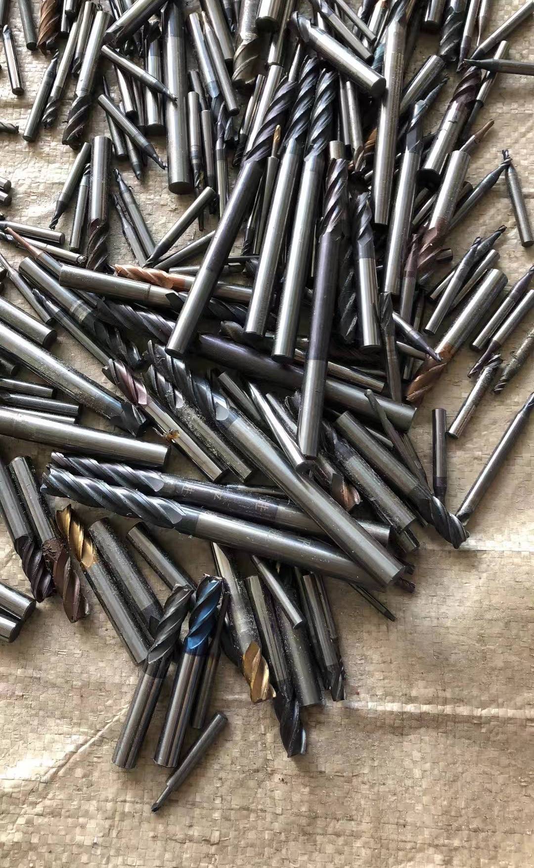 佛山市山水区回收合金刀片,cnc铣刀回收