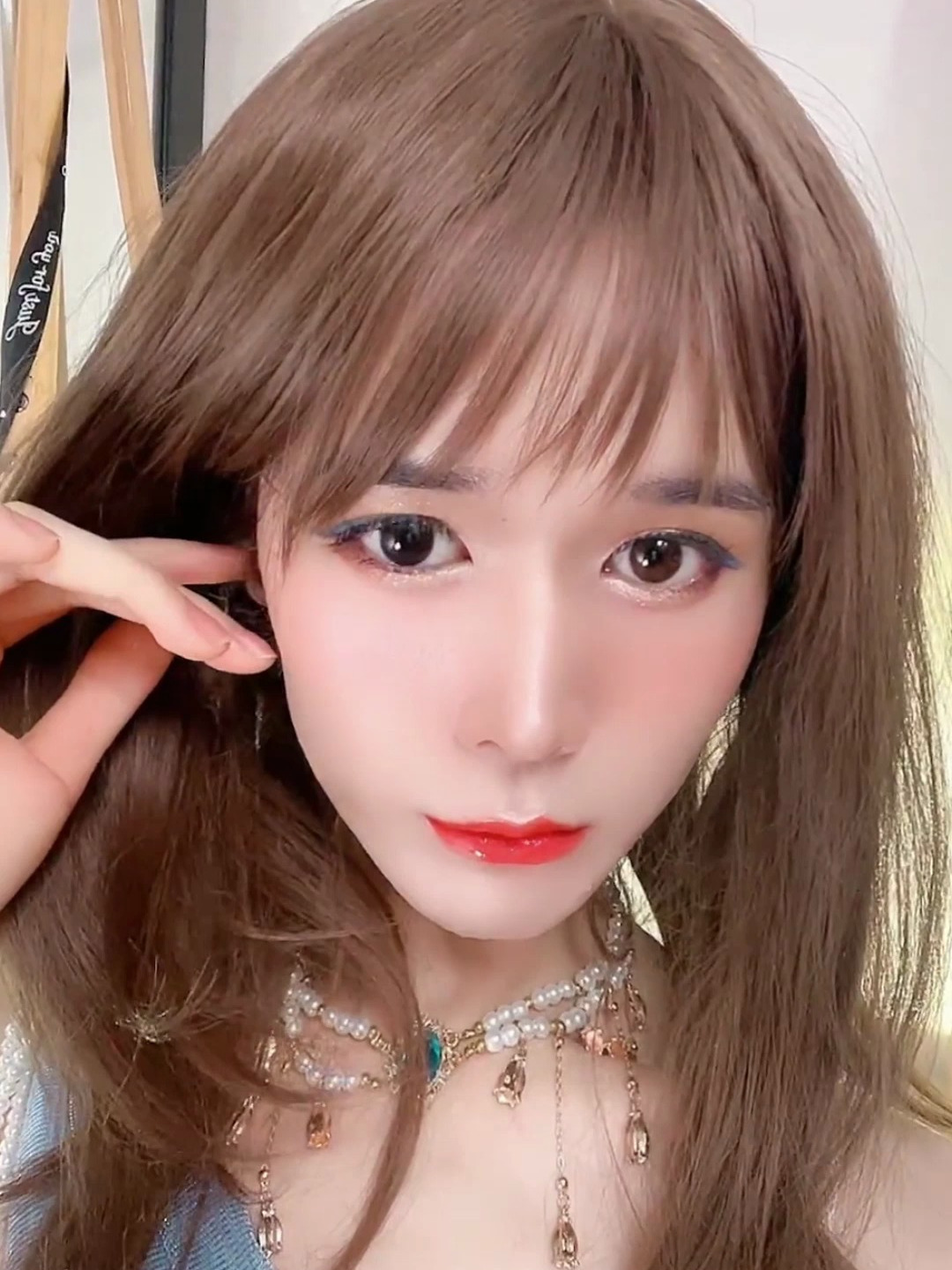 宿舍里的女装大佬,看到眼前这一幕,喜欢男生的可以点进来看一下