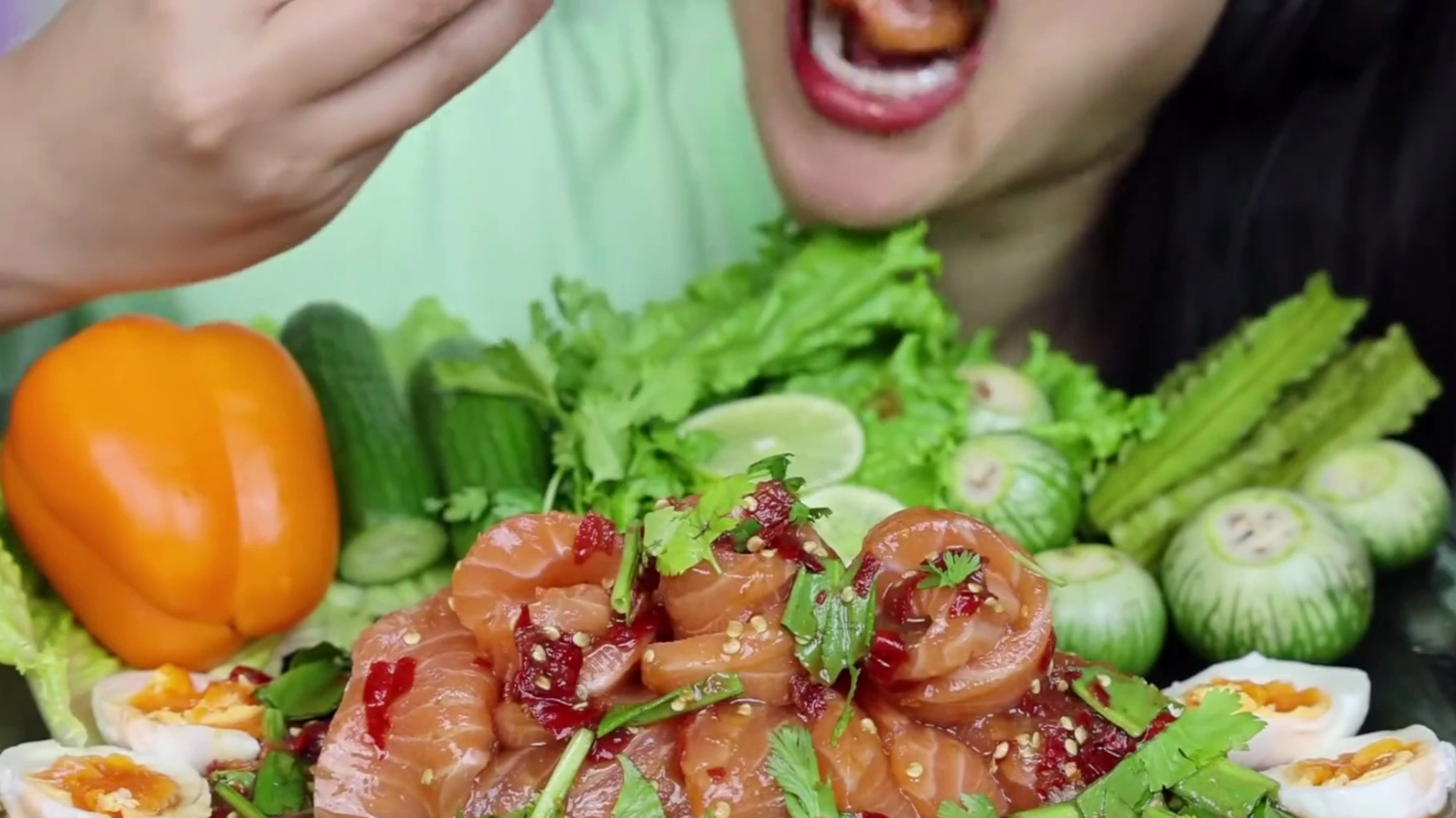 「蔬菜」SAS 剪辑|三文鱼,蔬菜沙拉(咀嚼,吞咽)