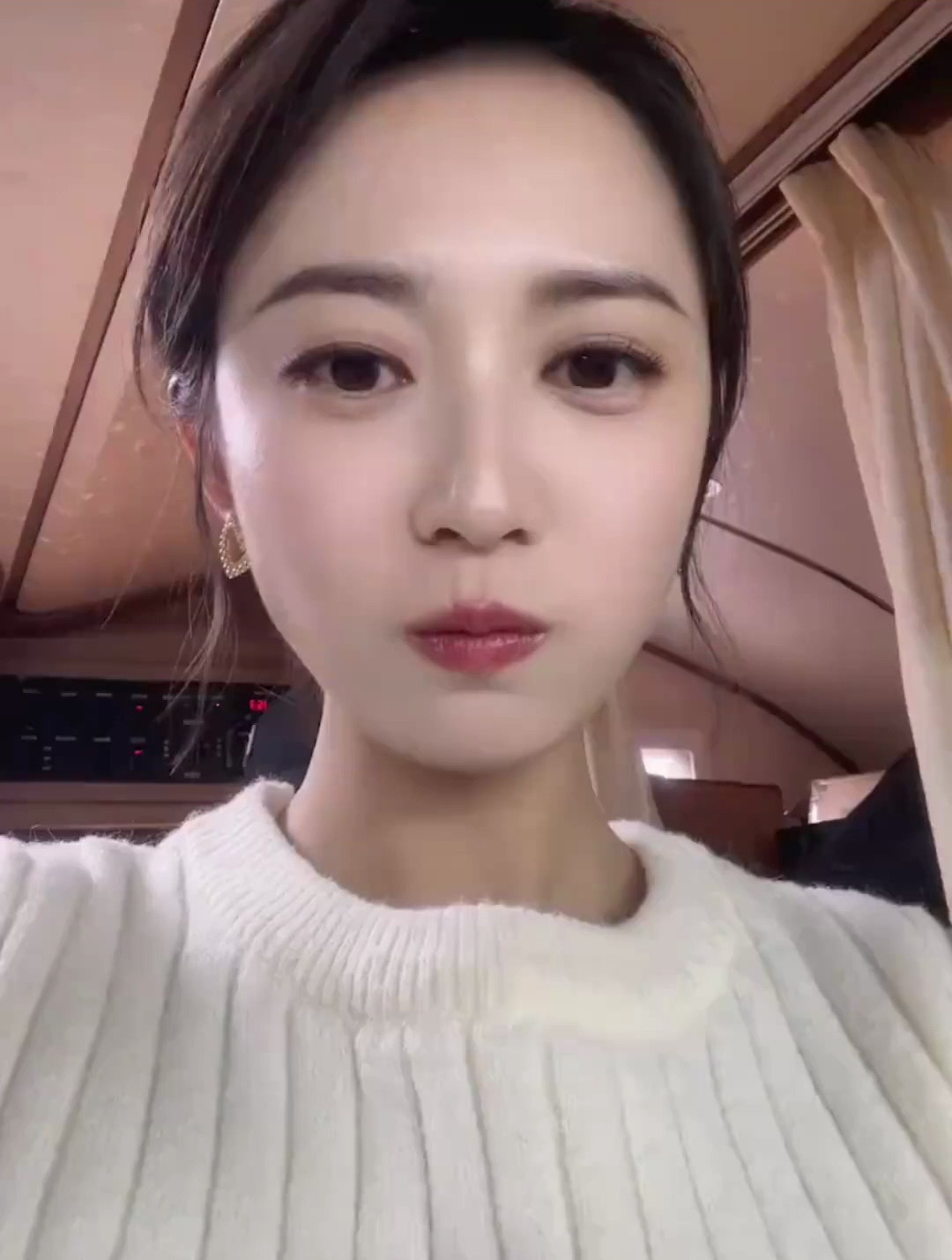 来自陈钰琪的日常生活自拍