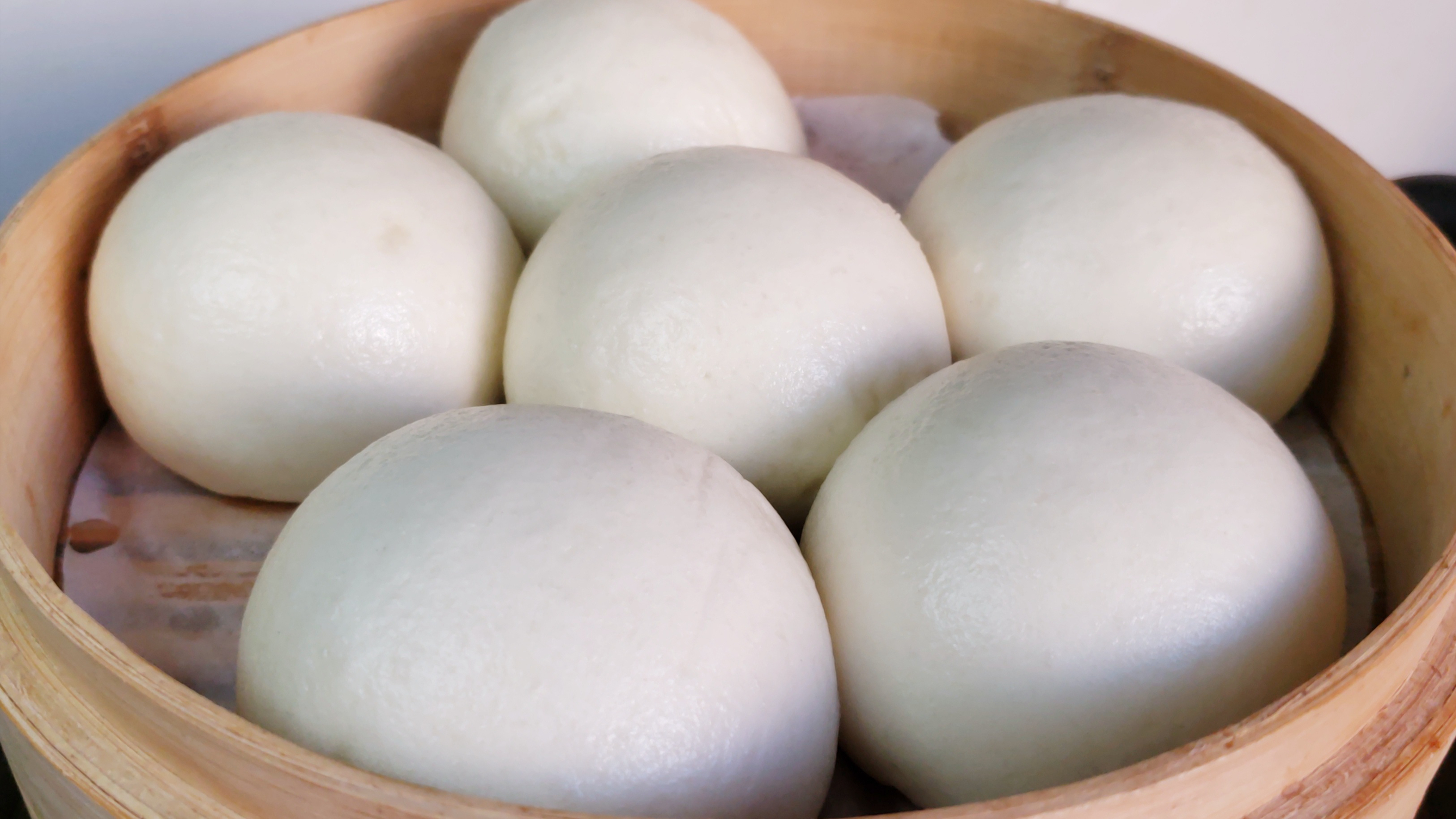 原来用开水烫面做的馒头这么好吃,洁白松软,学会就不用去早餐店