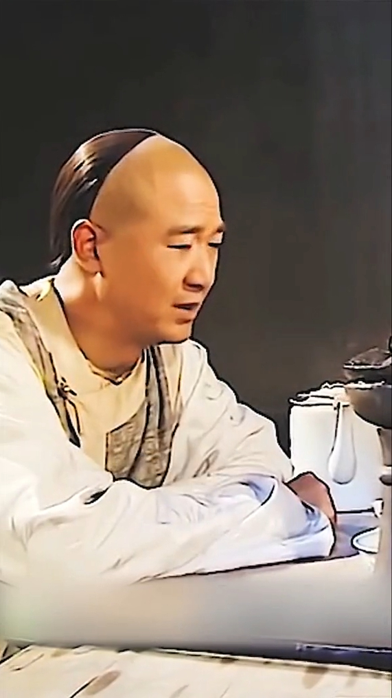 处世之道和珅小时候喜欢纪晓岚长大更喜欢和珅了