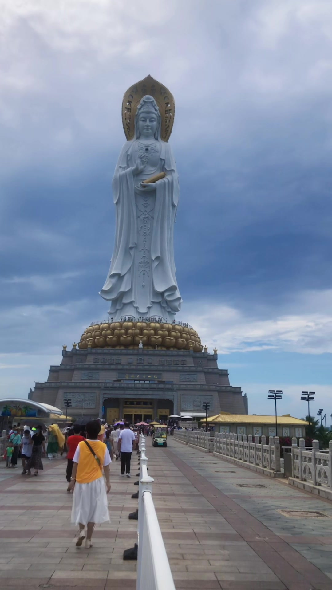 108米南海观音佛像仍然以最好的姿态佛度众生!-度小视